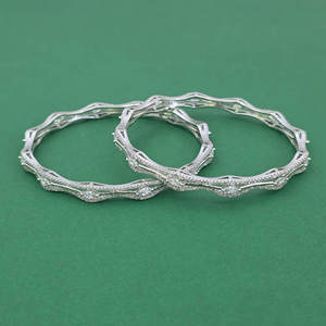 Women's Brass Princess Cut Zircon Classic Bangles with Rhodium Plating Peace Design Model 444005 - Product Image 1