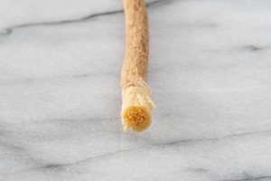 Bâtonnet à mâcher Miswak Premium Healthroots, brosse à dents à base de plantes, blanchiment naturel, haleine fraîche, écologique, éliminateur de plaque dentaire - Product Image 2
