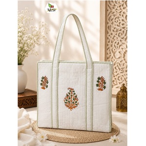 Sac fourre-tout Stockify de qualité supérieure en toile de coton brodé de fleurs, sac à bandoulière élégant pour femmes, disponible au prix de gros - Product Image 6