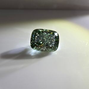 Diamante de Laboratorio de Corte Brillante Modificado, Forma Cojín, Verde Fantasía, 2CT, VS2, Certificado IGI, Diamantes Sueltos - Product Image 2