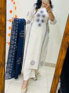 Women's Cotton Embroidered Traditional Indian/Pakistani Style Printed Tunic with <b>Shawl</b> Regular Fit Party <b>Wedding</b> Wear - Product Image 2