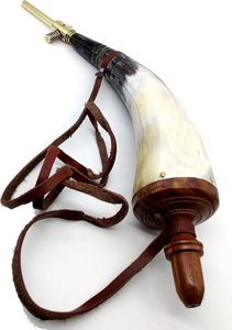 Cuerno Náutico Tradicional Tallado a Mano Directo de Fábrica, Acabado Artesanal de Alta Calidad, Accesorios para Rifles, Coleccionistas Históricos - Product Image 3