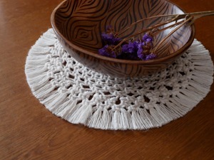 Handmade White Macrame Round Placemats Decorative <b>Table</b> <b>Mats</b> Suitable for Modern Home and Dining Setup Wholesale From India - Product Image 3