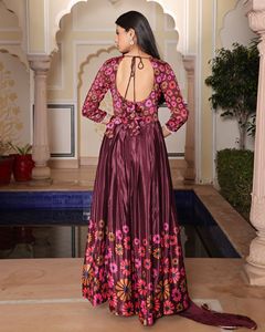 Meilleures ventes : Costume Anarkali pour femme, couleur café, manches 3/4, en crêpe de soie Chinon, semi-couture, séchage rapide, extensible, pour mariages et fêtes - Product Image 6