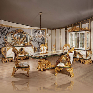 Ensemble de meubles de salle à manger de luxe de style royal, table ovale classique en bois d'acajou, chaise sculptée en or antique, design écologique - Product Image 1