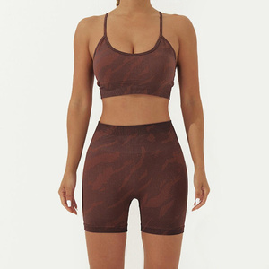 Ensemble de yoga respirant taille haute pour femme, en polyester et nylon, avec crop top sans manches, idéal pour la gym et le fitness, vêtements de sport personnalisables OEM - Product Image 3