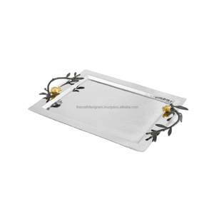 Bandeja de Servicio de Acero Inoxidable con Acabado Espejo y Asas Decorativas de Pétalos de Rosa Negros, Bandejas Decorativas para Uso Comercial, Suministros para Restaurantes - Product Image 1