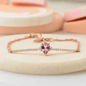 Bracelet Manchette en Argent Sterling 925 Plaqué Or Rose 14K avec Saphir Rose Poire, Bijou Pierre de Naissance, Cadeau - Product Image 2