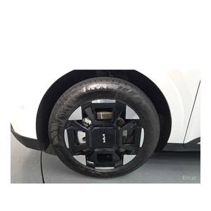 Kia Carnival HEV 7 places Modèle Signature 2024, 8485 km, Boîte automatique, Sièges en cuir, Caméra de recul, Conduite à gauche - Product Image 4