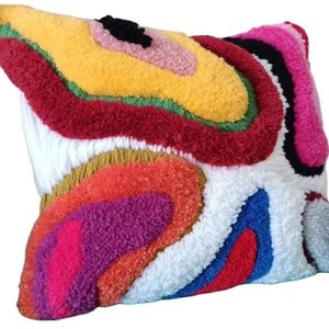 Coussin décoratif carré en peluche géométrique touffeté, style bohème, motif multicolore, lavable à la main - Product Image 4