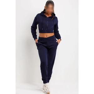 ชุดวอร์มผู้หญิงขายส่ง ทรงเข้ารูป เสื้อครอปและกางเกงขายาว ชุดลำลองสำหรับวิ่งออกกำลังกาย ชุดวอร์มครอปผู้หญิง - Product Image 2