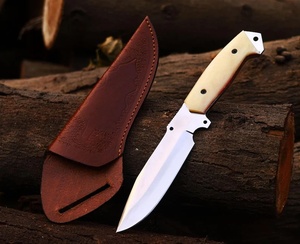 Couteau de chasse artisanal en acier inoxydable à lame fixe avec manche en os - Couteau de poche pour activités de plein air, bushcraft, survie, camping - Vente en gros par A&M ENTERPRISES - Product Image 1