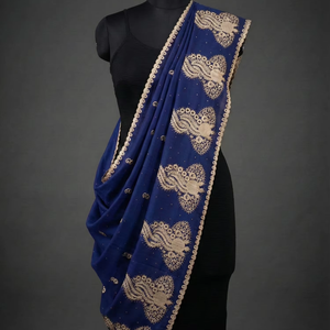 Écharpe Dubaï en voile de polycoton respirant, mélange de couleurs AHE, ornée de strass dorés et de motifs floraux, idéale pour le quotidien (vente en gros) - Product Image 5