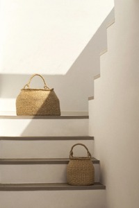 Seagrass <b>basket</b> with handle Handmade <b>Storage</b> <b>Basket</b> Wholesale eco-friendly Made in Viet Nam - Product Image 6