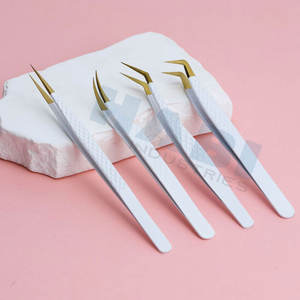 Pince à épiler pour extensions de cils avec manche blanc, pointe dorée, vente en gros, fournisseurs, outils de beauté personnalisés - Product Image 1