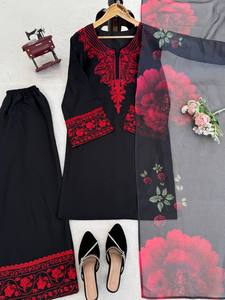 <b>Women</b> Ethnic Motifs Embroidered Regular Thread Work <b>Kurta</b> with Pant& With Dupatta - Product Image 6