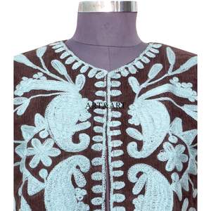 Chaleco de invierno para mujer con tejido de algodón, bordado floral, chaleco corto, punto abierto, para fiesta, tejido de punto. - Product Image 2