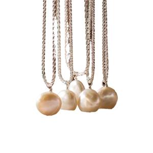 S925 Pure Silver 11-12mm Clover Freshwater <b>Edison</b> Pearl Pendant with Strong <b>Light</b> Round Collarbone Chain Accessory for Women - Product Image 5