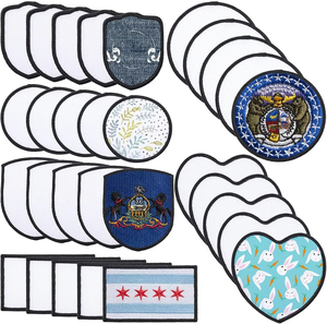 Patchs imprimés par sublimation, matériau principal polyester blanc, tailles personnalisées, forme cœur, fixation auto-agrippante, vente en gros, patchs pour chapeaux 2026 - Product Image 6