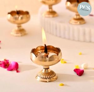 Lámpara Diya Tradicional de Latón para Decoración del Hogar, Pooja Deepak, Artículo de Regalo, Proveedor Mayorista de la India - Product Image 3