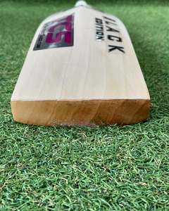 Batte de cricket MB MALIK UMZ SUPER BEST EDITION en saule anglais, sur mesure, durable, pour le cricket à balle dure. - Product Image 5