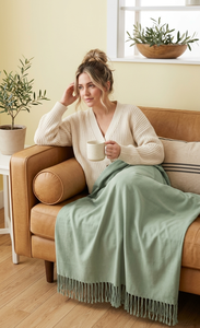 Manta de Invierno de Algodón Orgánico Verde Sólido con Flecos, Transpirable, Calefactable y Portátil para Decoración Moderna del Hogar - Product Image 5