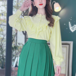 Chemisier Romantique Femme en Gros à Col en Dentelle Superposé Volanté et Manches Longues pour Tenues Décontractées Chic, Bureau et Brunch du Week-end - Product Image 1