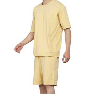 Conjunto de Camisa y Pantalones Cortos Oem Odm, Fábrica Personalizada, Tela Premium, Diseño Cómodo, Servicio de Fabricación a Granel con Marca Privada - Product Image 2