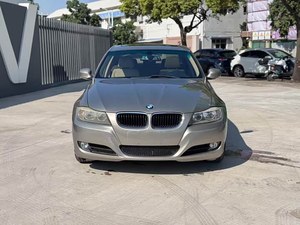 Voiture d'<span class=keywords><strong>occasion</strong></span> BMW <span class=keywords><strong>Série</strong></span> <span class=keywords><strong>3</strong></span> 2012 318i Modèle phare Modèle tendance - Product Image 2