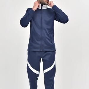 Ensemble de survêtement personnalisé décontracté en polyester pour homme – Créez votre propre design pour le sport, le jogging et la course à pied - Product Image 5