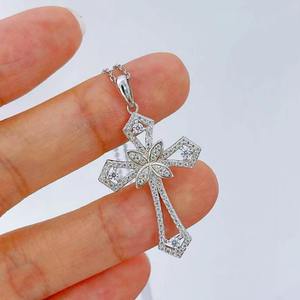 Collar con Colgante de Cruz de Moissanita Estilo Hip Hop Cristiano, 100% Pasa la Prueba del Diamante, Plata de Ley 925 - Product Image 4