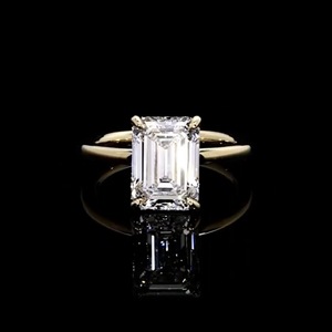 แหวนเพชรเม็ดเดี่ยวทรงสี่เหลี่ยมมรกต 2.0 กะรัต ทองคำขาว 14K สำหรับผู้หญิง ได้รับการรับรองจาก IGI หรูหรา เหมาะสำหรับงานหมั้นและงานแต่งงาน - Product Image 1