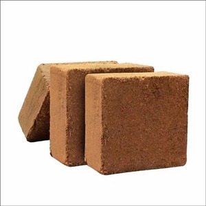 Bloques de Fibra de Coco 5kg, Color Marrón Natural, Ligeros, Directo de Fábrica, Sustrato para Camas de Mascotas y Reptiles - Product Image 1