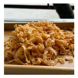 Croustilles de noix de coco pour la restauration et l'emballage de collations, avec une taille uniforme et une qualité prête à l'exportation - Product Image 3