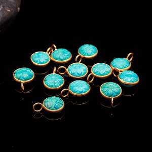 Colgante de piedra preciosa tallada a mano con flor de turquesa azul AAA, dije de plata de ley 925 con piedra turquesa para fabricación de joyas al por mayor - Product Image 1