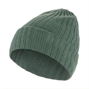 Gorro de Punto Acrílico Unisex con Logotipo Personalizado, Diseño Jacquard, Cálido para Invierno, con Lazos y Patrones de Camuflaje para la Playa - Product Image 1