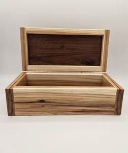 Boîte à souvenirs classique en bois pour objets personnels avec deux tiroirs, finition naturelle, design rustique, pour organiser les bijoux - Product Image 3