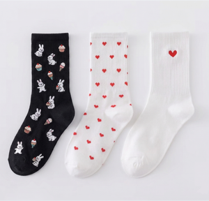 Knitted Sweet Heart Pattern Women Ladies Fashion Crew <b>Socks</b> <b>Soft</b> Cotton Breathable Casual Daily Wear - Product Image 1
