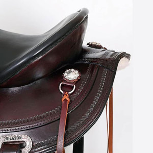 TWILL SPORTS Selle de course en cuir personnalisée avec logo, selle anglaise respirante et légère - Product Image 6