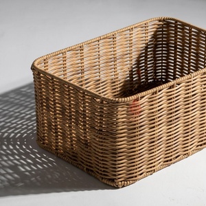 Panier de rangement rectangulaire en faux rotin tressé, fait main, style minimaliste, pour organiser le bureau et la maison - Product Image 3