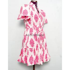 เดรสสั้นผู้หญิง คอวี แขนสั้น เอวสูง ทรงเอ พิมพ์ลายดอกไม้ดิจิทัล ผ้าฝ้ายถัก 100% ทำมือ ติดกระดุม ซักได้ - Product Image 5