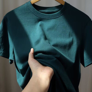 T-shirt décontracté en jersey 100 % coton respirant 300 g pour homme, coupe ample, col rond, manches classiques, collection été 2025 – Vente en gros - Product Image 2