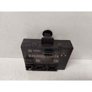 A6 ชุดควบคุมอิเล็กทรอนิกส์และโมดูลคอมพิวเตอร์มือสอง 4G8959795J - Product Image 2