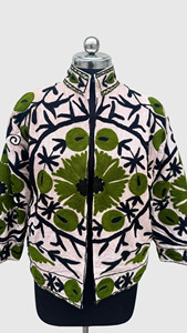 Veste matelassée florale brodée à la main, col mandarin, manches longues, coton, grande taille pour femmes, vêtements d'automne - Product Image 2