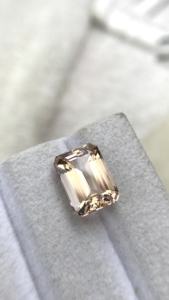 Piedra de Morganita Natural Certificada, Corte Esmeralda Octogonal, con Excelente Color y Brillo, Beryl Natural de 5.39 Quilates, Limpia con Lupa - Product Image 3