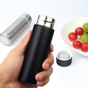 Botella Térmica Portátil Ligera y Personalizada de 4.4oz con Tapa para Senderismo y Ciclismo - Product Image 4