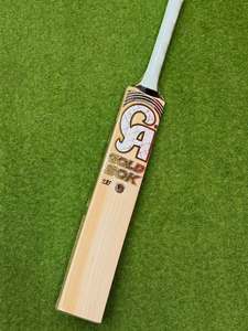 Bate de críquet CA Sports Gold 20K Edition English Willow con funda de bate de regalo, agarre adicional y lámina protectora, todo incluido. - Product Image 1