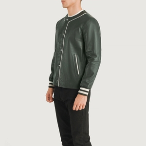 Veste universitaire personnalisée de qualité supérieure pour hommes, corps en laine, manches en cuir, style streetwear universitaire, veste avec logo brodé - Product Image 4
