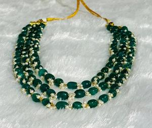 Collier à trois couches plaqué or avec perle ovale verte et perle blanche, bijoux de mode, design élégant de collier superposé - Product Image 5