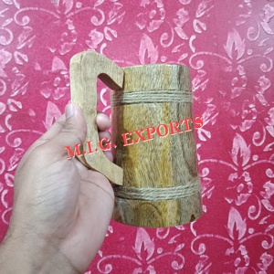 Venta Caliente 2026 Taza de Madera de Lujo Estilo Americano Ecológica Portátil con Asa de Acacia, Mango, Pino y Madera de Sheesham Roja M.I.G. EXPORTACIONES - Product Image 1